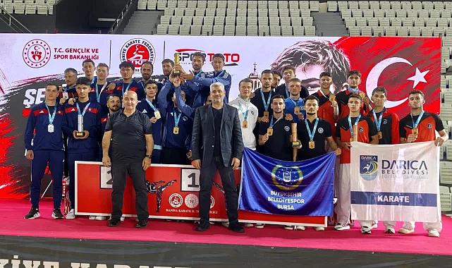 Bursalı sporcular madalyaları topluyor