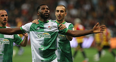 Bursaspor Kayseri'de geri döndü, lideri devirdi