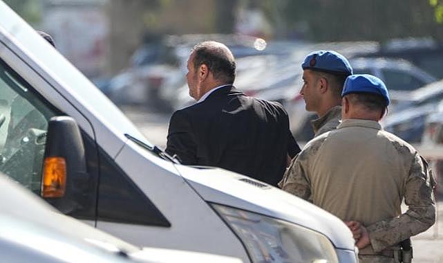 CHP'de, Menderes Belediye Başkanı Çiçek 'kesin ihraç' talebiyle disipline sevk edildi