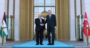 Cumhurbaşkanı Erdoğan Filistin Devlet Başkanı Abbas'ı resmi törenle karşıladı
