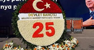 Devlet Bahçeli'den AK Parti'nin 25. yılına özel çelenk