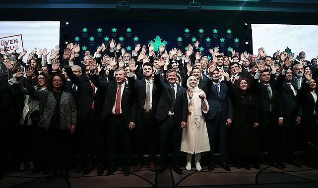 Gelecek Partisi resmen feshedildi