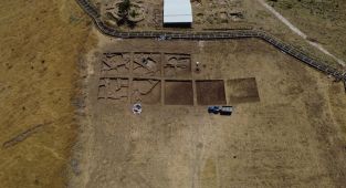 Göbeklitepe'nin kuzeyinde ilk kazı