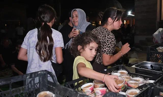 İnegöl Belediyesi kandil geleneğini sürdürdü