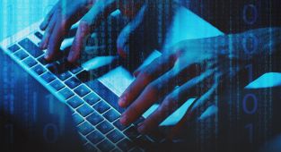 Kişisel bilgileri ele geçirip satan hacker grubuna 50 yıla kadar hapis istemi