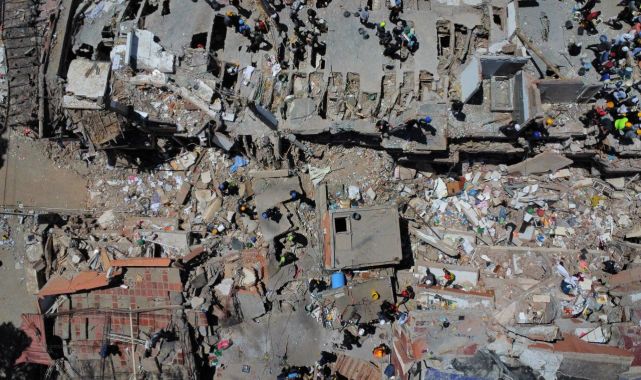 Kolombiya'da depremde ölenlerin sayısı 294'e yükseldi