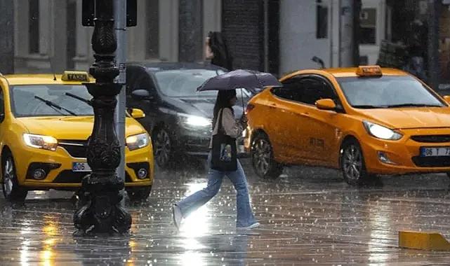 MGM uyardı: Birçok bölgede kuvvetli sağanak ve rüzgar etkisini gösterecek
