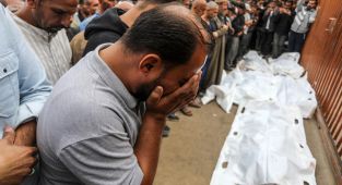 Soykırımcı İsrail'in Gazze Şeridindeki saldırılarında can kaybı 73 bin 382'ye yükseldi