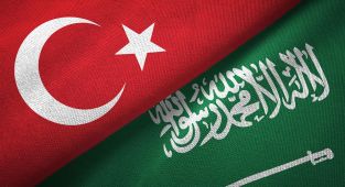 Suudi Arabistan'dan Türkiye'ye uzanacak elektrik koridoru için yeni adım