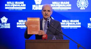 TBMM Başkanı Kurtulmuş: Bu memlekette artık ne ayrılıkçı söze ne de ayrımcılık sözlerine yer yoktur