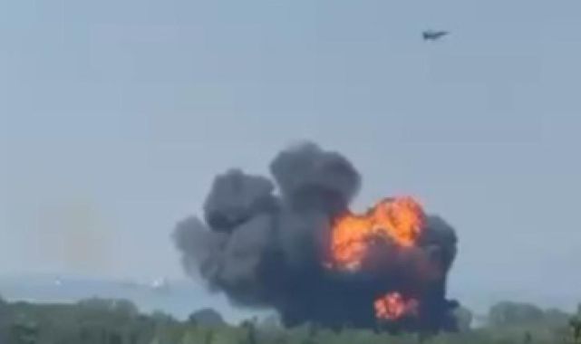 Yalova'da f-16 uçağı eğitim uçuşu sırasında düştü: Pilotumuz atlayarak kurtuldu
