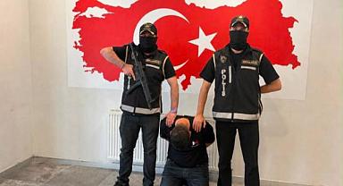 Yeni nesil suç örgütleriyle irtibatlı şüpheli Azerbaycan'da yakalandı