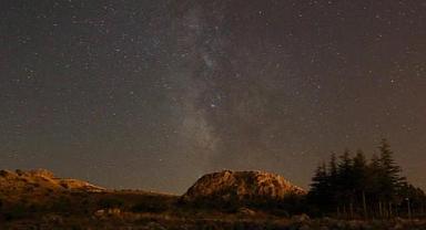 Yılın en görkemli gök taşı yağmuru Perseid zirve noktasına bu gece ulaşıyor