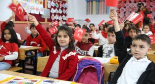 17 milyon öğrenci için ders zili yarın çalacak