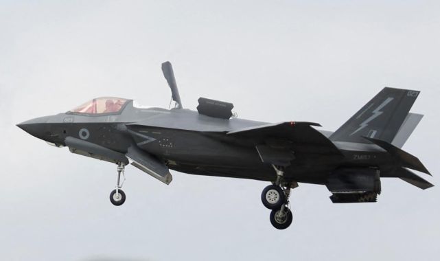 Almanya ilk F35 savaş uçağını ABD'de teslim aldı