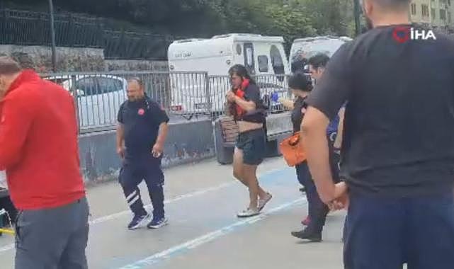 Beykoz’da korkutan anlar: 2 kişi sörf tahtasından denize düşüp sürüklendi