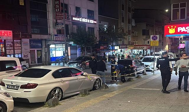 Bıçakla polislerin üzerine yürüdü
