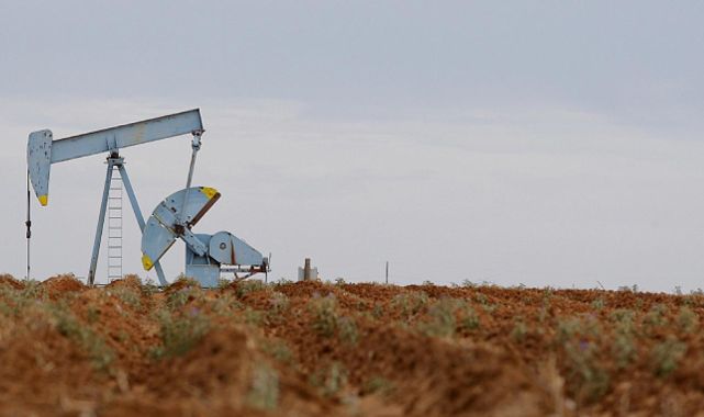 Brent petrolün varili 97,82 dolardan işlem görüyor