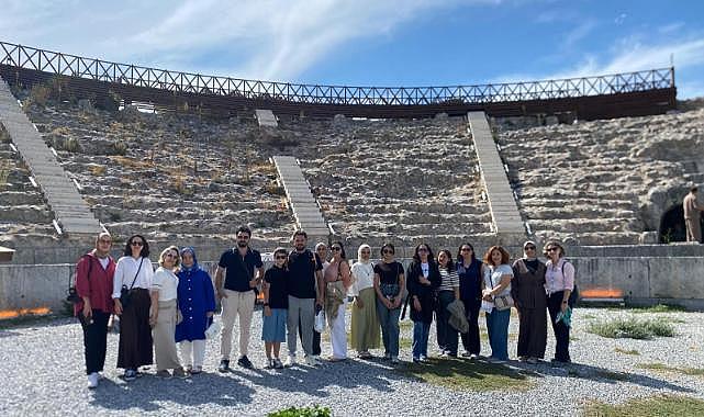 Bursa Büyükşehir'den sağlık çalışanlarına kültürel miras gezisi