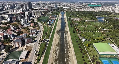 Bursa Büyükşehir'den dere temizliği mesaisi