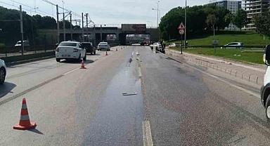 Bursa’da yola dökülen kimyasal madde paniğe sebep oldu, trafik kilitlendi