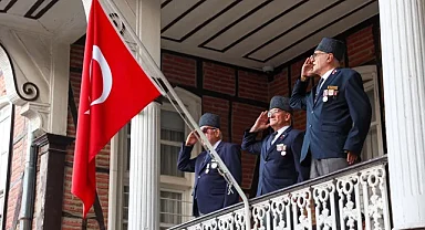 Bursa'nın kurtuluş coşkusu Tarihi Belediye Binası'nda