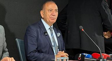 Gürsel Tekin’in CHP İstanbul İl Başkanlığı görevi sona erdi