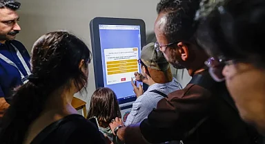İEF'de İzmirliler bilgilerini yarıştırdı