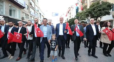 İnegöl’de 6 Eylül Coşkusu Caddelere Taştı