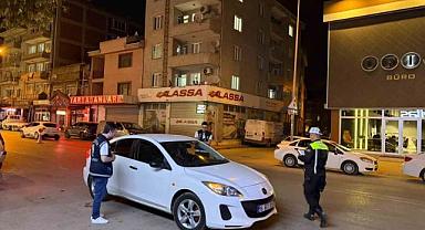İnegöl’de polis kuş uçurtmadı, bin 412 kişi sorgulandı