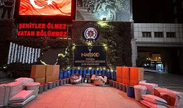 İstanbul'da 3,5 milyon uyuşturucu hap üretecek ham madde ele geçirildi