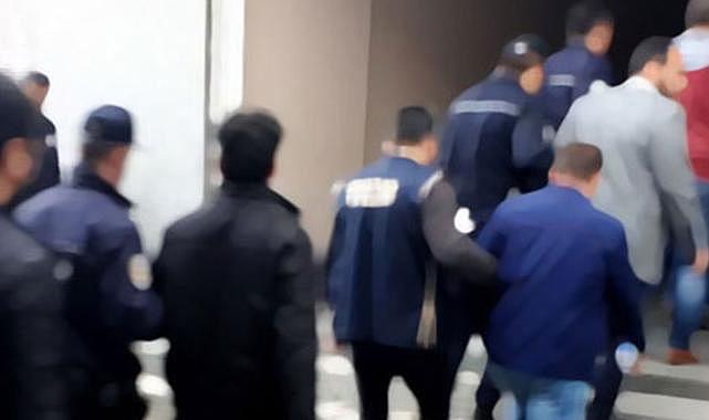 İzmir’de FETÖ’nün güncel yapılanmasına finansman operasyonu: 21 gözaltı