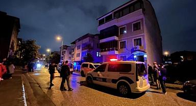 Kocaeli'de toprak kayması: 2 bina boşaltıldı