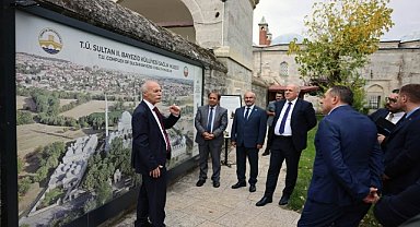 Kosova Başbakan Yardımcısı Damka Sağlık Müzesi'ni ziyaret etti