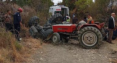 Manisa’da traktör devrildi: 2 ölü, 3 yaralı