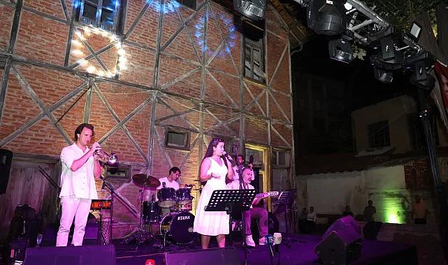 Osmangazi'de farklı coğrafyaların eserleri aynı sahneye taşındı