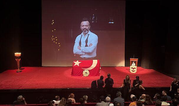 Serhat Kılıç'a veda! Sevgilisi gözyaşlarına boğuldu, sözleri yürek dağladı
