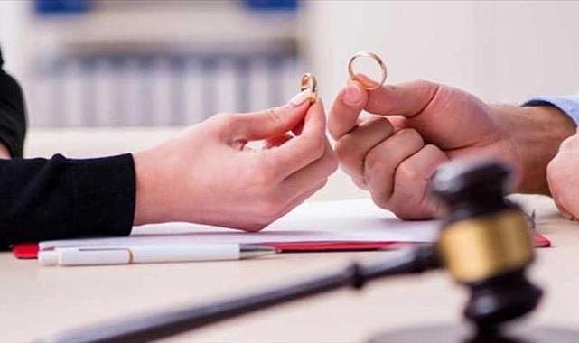 Süresiz nafaka kararı iptal edildi