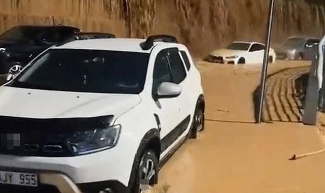 Trabzon’da şiddetli yağış etkili oldu