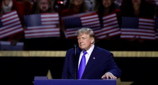 Trump, ara seçimler öncesi icraatlarını anlattı