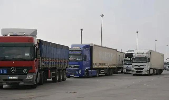 Türk şoförler için Almanya'da yeni dönem: Türkçe sınav, 2 bin 800 euro başlayan maaş