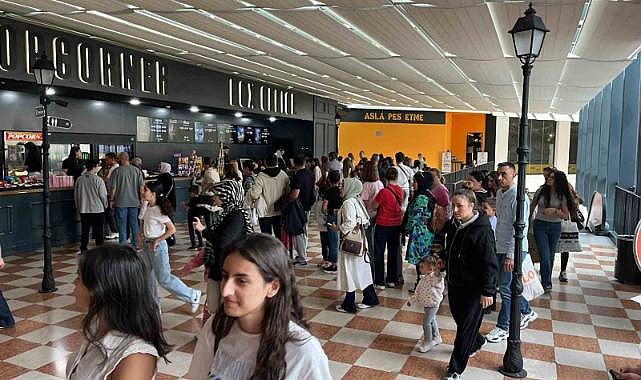 Türkiye sinema festivali iki günde 777 bin seyirciyle rekor kırdı