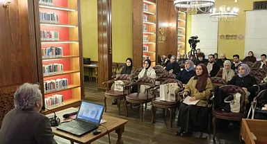 Yıldırım'da düşünce ve sanatın yeni adresi Alev Alatlı oldu