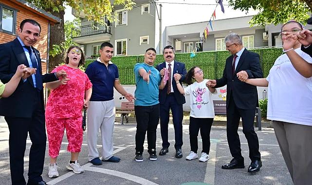 Başkan Yılmaz Yıldırım'da özel öğrencilerin heyecanına ortak oldu
