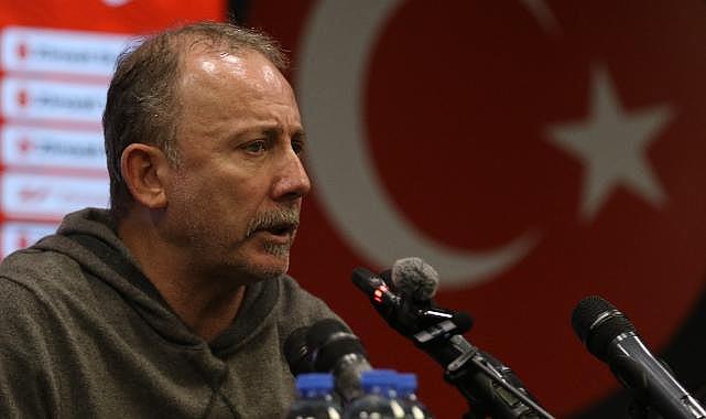 A Milli Futbol Takımı’nın yeni teknik direktörü Sergen Yalçın oldu