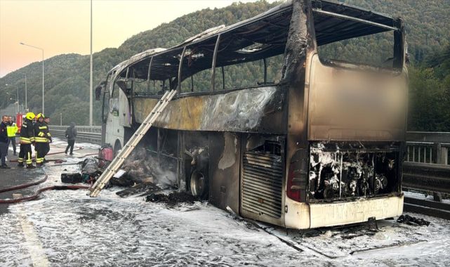Anadolu Otoyolu’nda yolcu otobüsü yandı