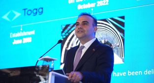 Bakan Kacır: Küresel imalat sanayi katma değerindeki payımızı 2 katına çıkardık