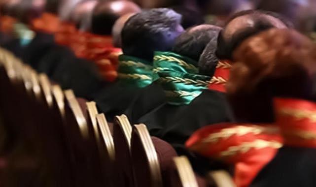 Başsavcı ve başsavcı vekilleri adli işlere de katılacak