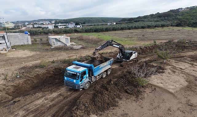 Bursa Büyükşehir'den derelerde kapsamlı temizlik çalışması