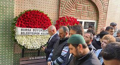 Bursa’da 13 yaşındaki güreşçi Yusuf Taha Turp gözyaşları içinde son yolculuğuna uğurlandı